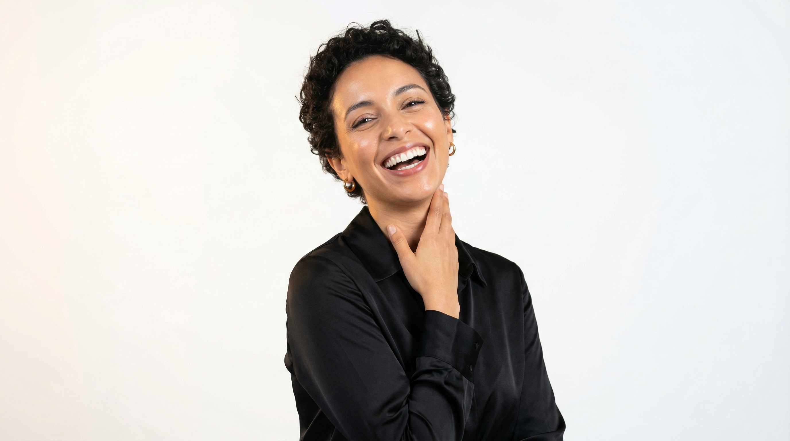 Patiente souriante au Dr Aiman Azouagh, Casablanca